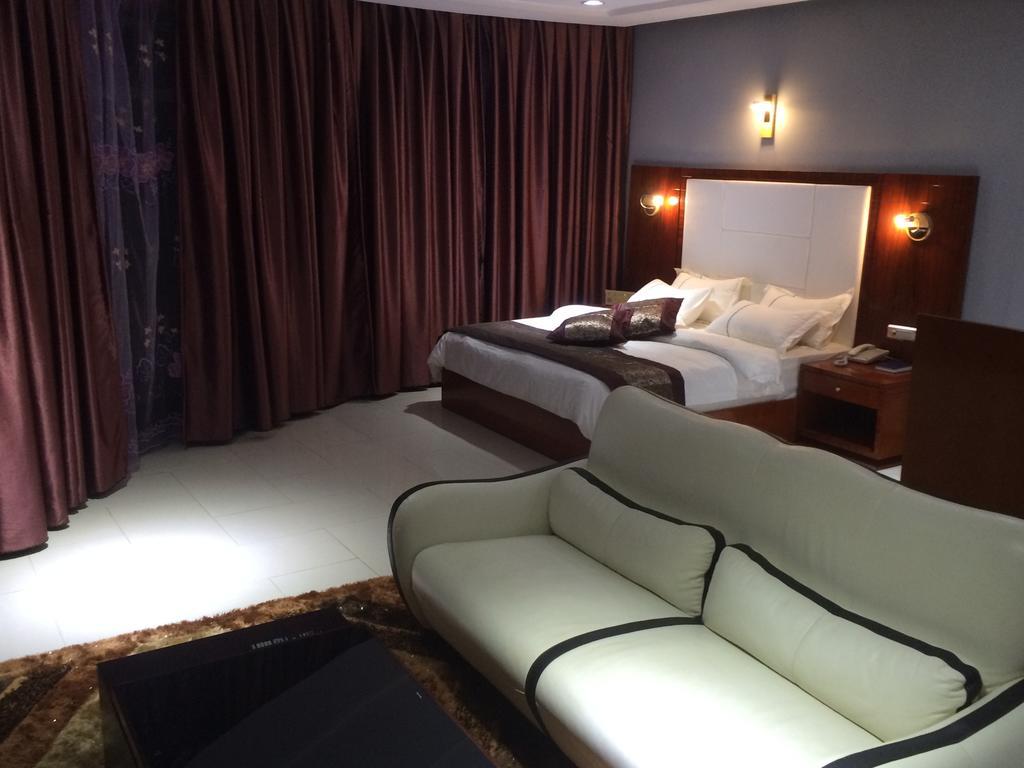Sun Beach Hotel Κοτονού Εξωτερικό φωτογραφία