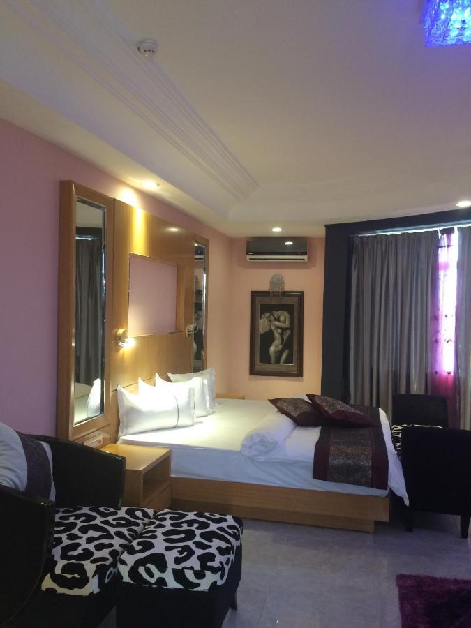 Sun Beach Hotel Κοτονού Δωμάτιο φωτογραφία